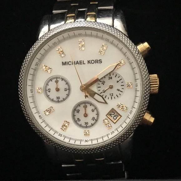 Michael Kors 2 tone Watch - Picture 2 of 8
